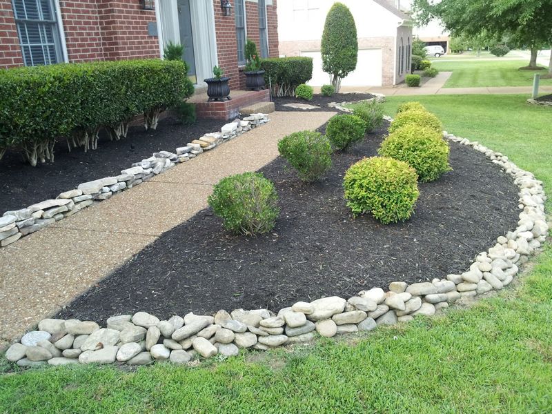 Should I Landscape with Stones or Mulch